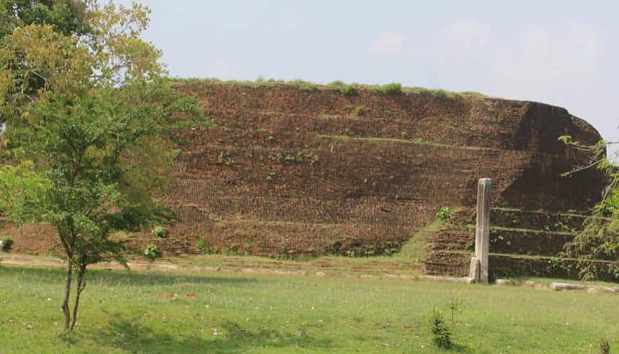 Dakkhina Stupa Anuradhapura