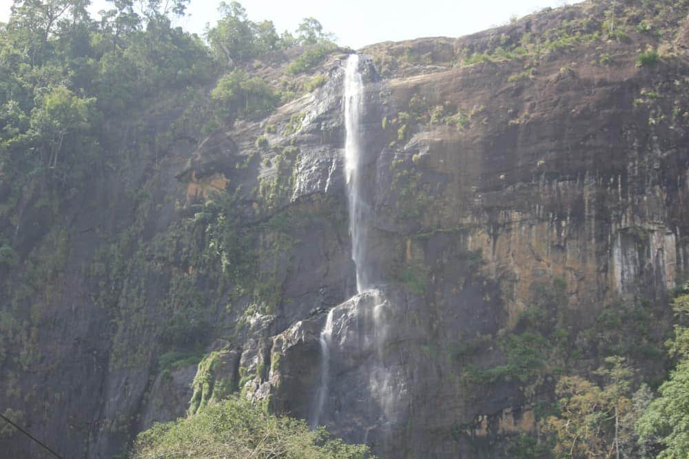 Diyaluma Falls Koslanda