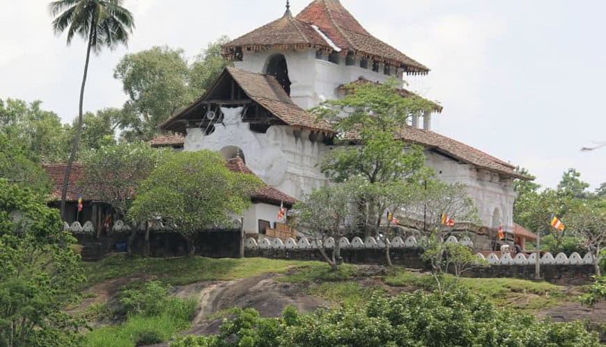 Lankathilake Vihara Kandy