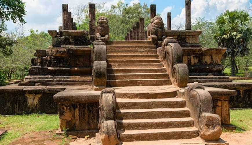 Nissankamalla Palace Polonnaruwa Ancient City