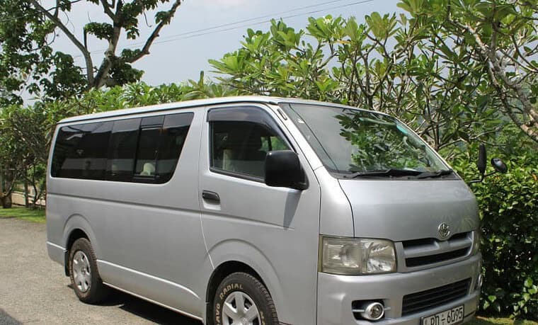 Sri Lanka Round Tours Private Driver Prabath Vehicle