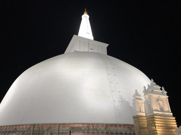 Temple trails of Anuradhapura ruwanweliseya